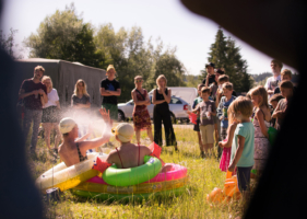 Ente, Tod und Tulpe | Regie: Charlotte Oeken